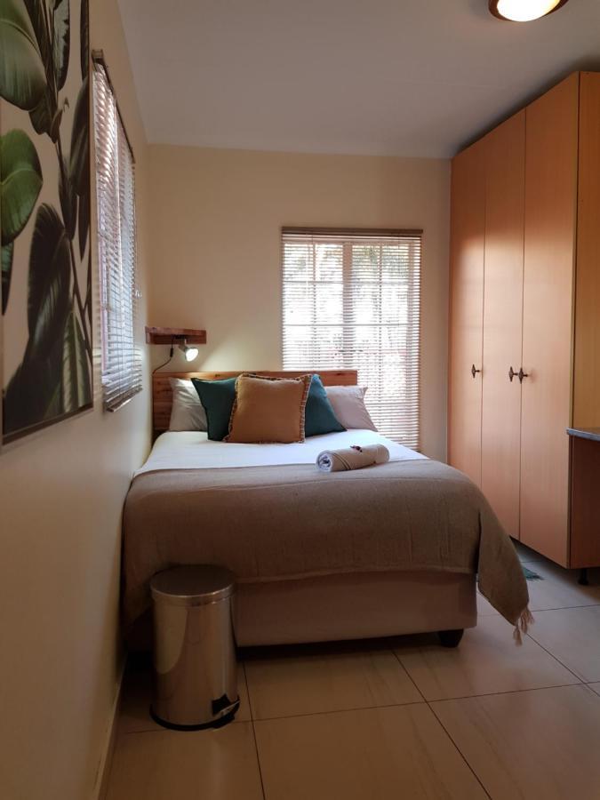 Kington Guest Suite Pretoria-Noord 外观 照片